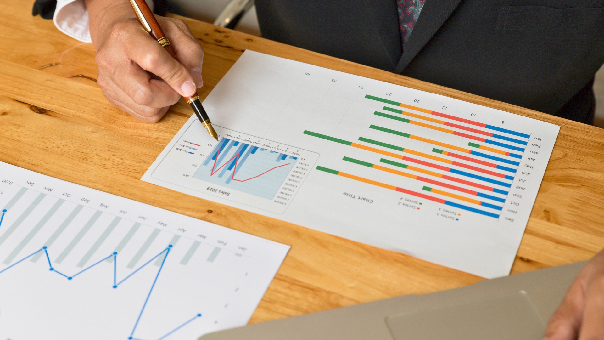 Consultor especializado em Franquias realizando uma análise de Franqueabilidade